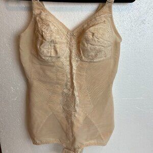 Vintage Body Corset Size 90D